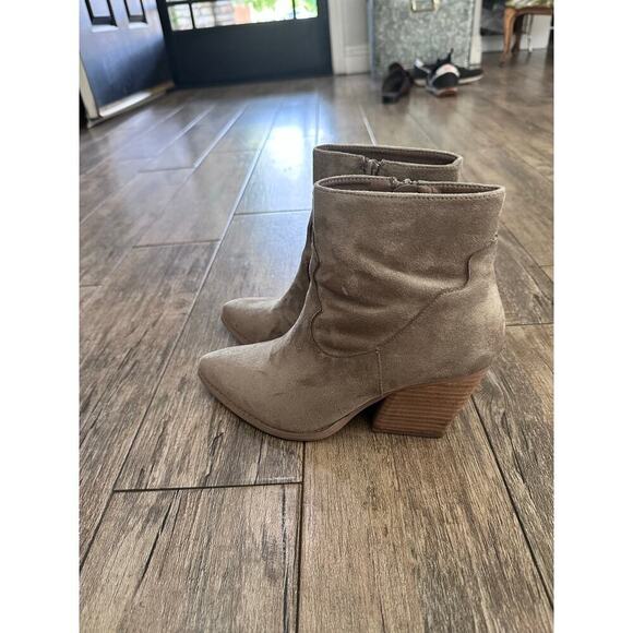 Mi.Im Women's Tan Gray Taupe Suede Side Zip Booties Size 9 - Picture 7 of 8